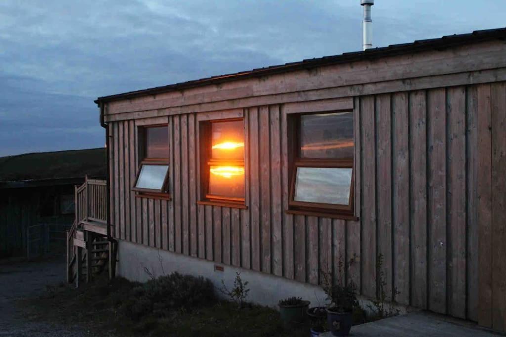 Spacious Cabin On Isolated Farm With Sea View Bude Buitenkant foto